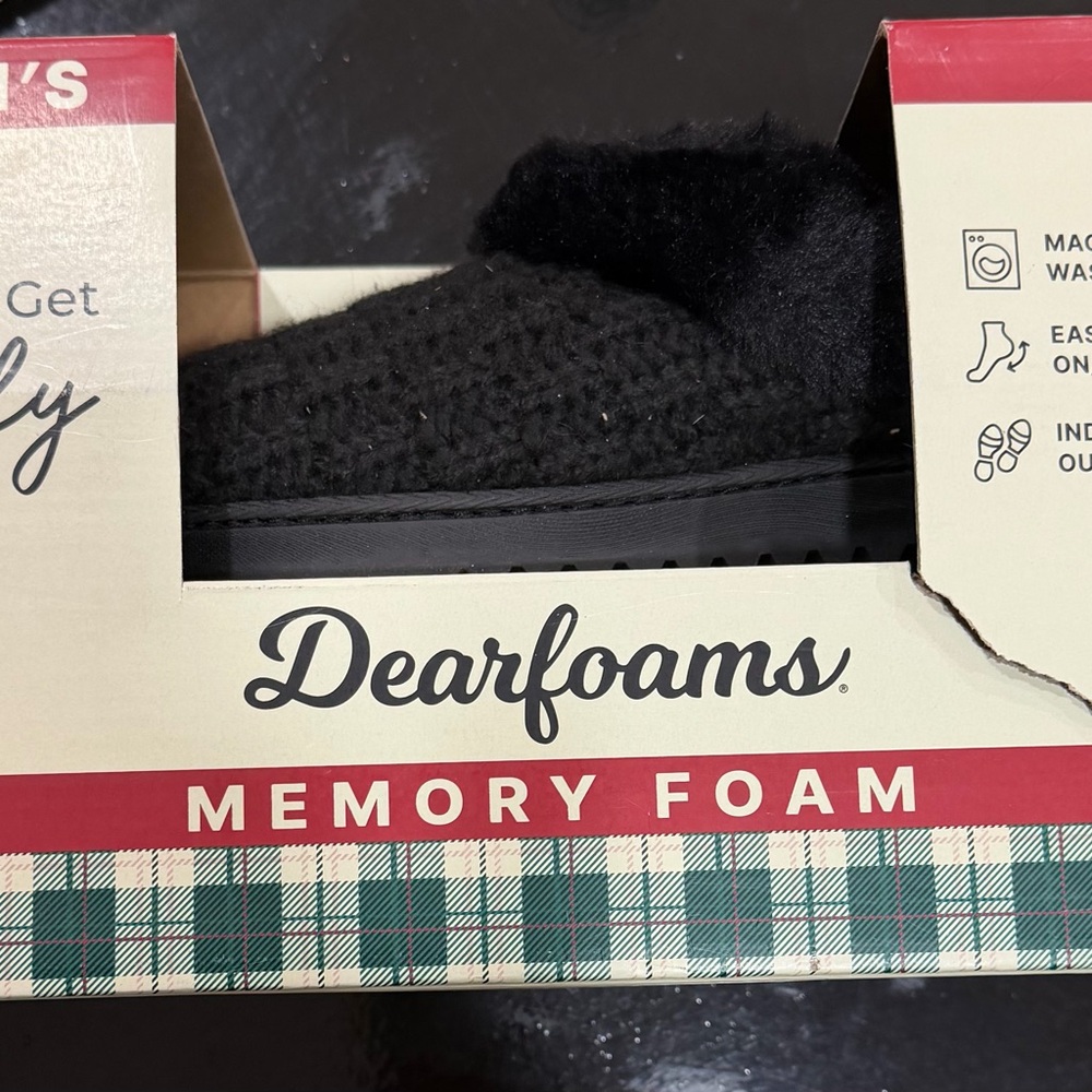 Dearfoams Memory Foam Slippers